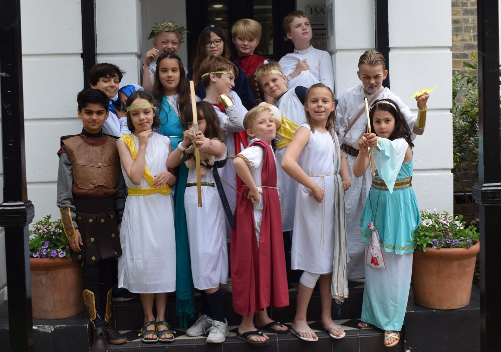 Children in greek costumes
